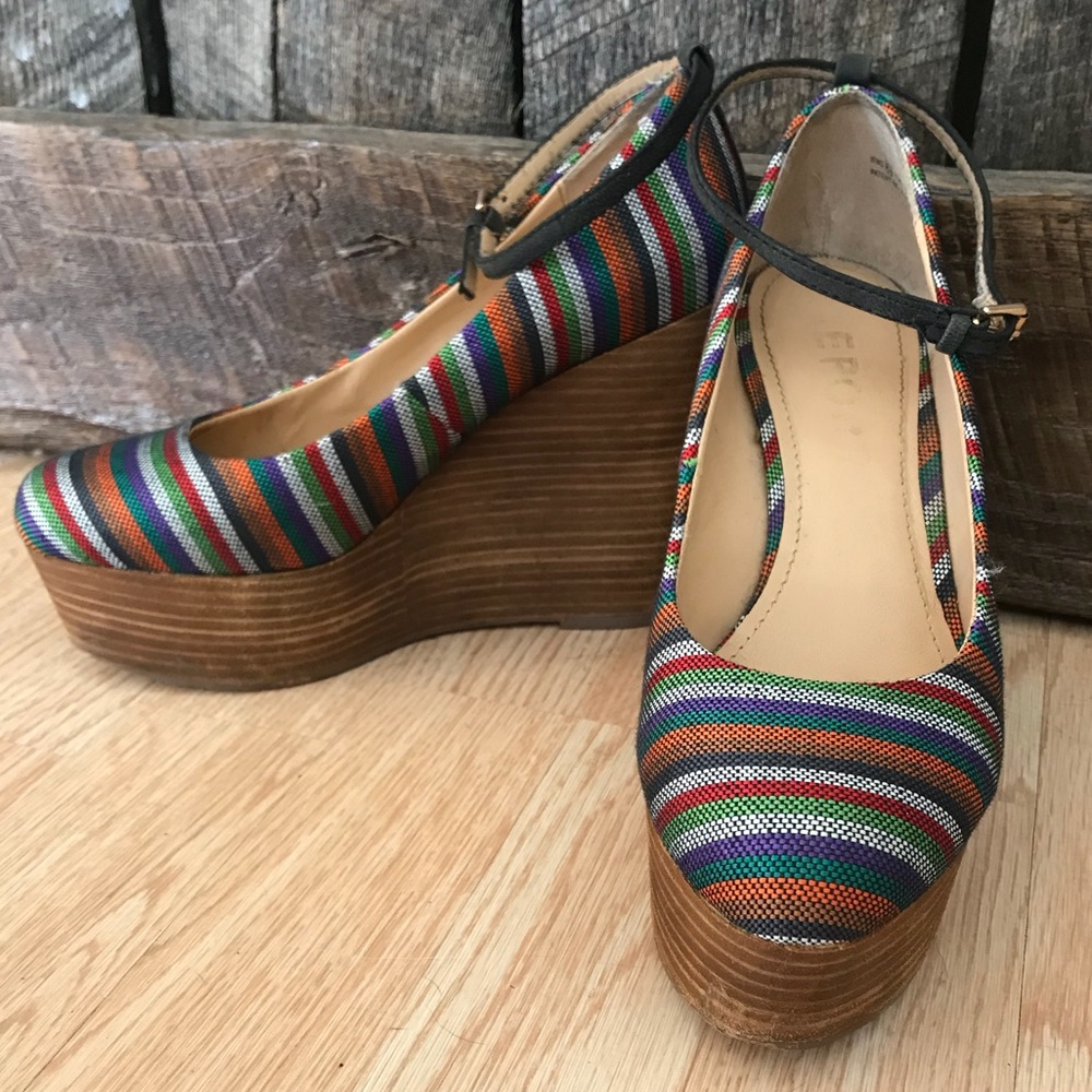 Report Serape Striped Platform Wedge